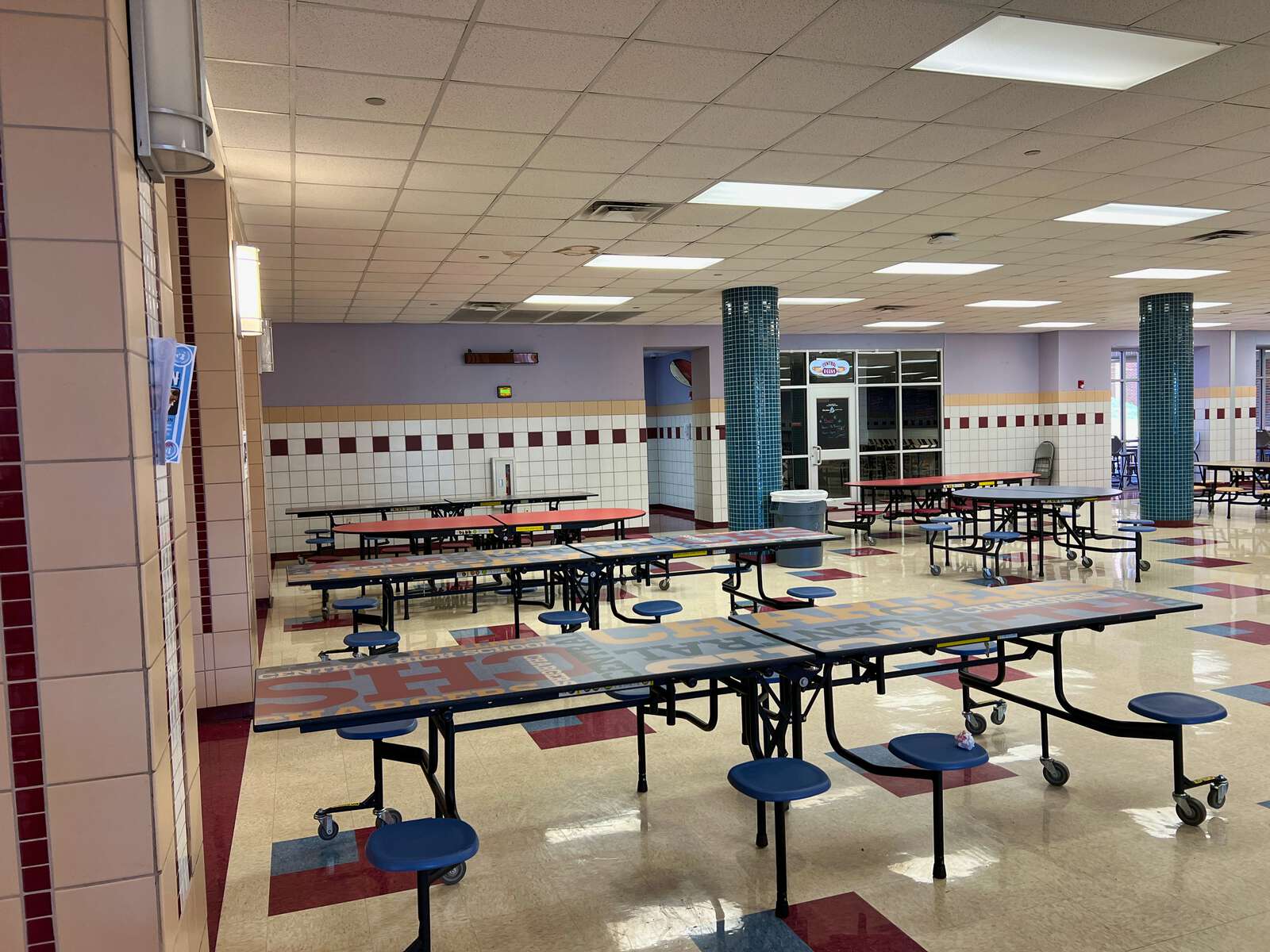 Rent a Cafeteria (Large) in Fort Worth TX 76244