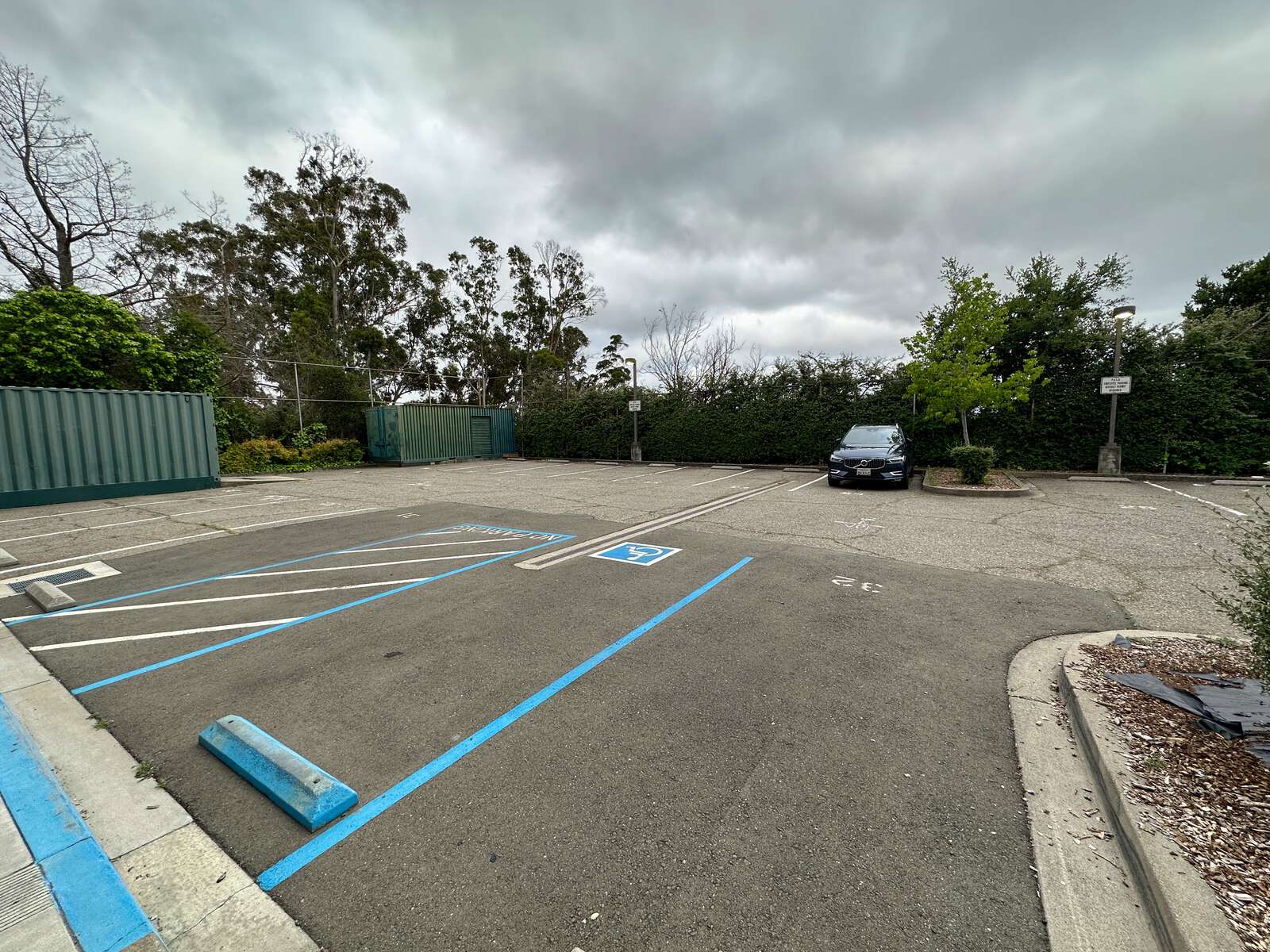 Rent a Parking Lot (Medium) in Piedmont CA 94611