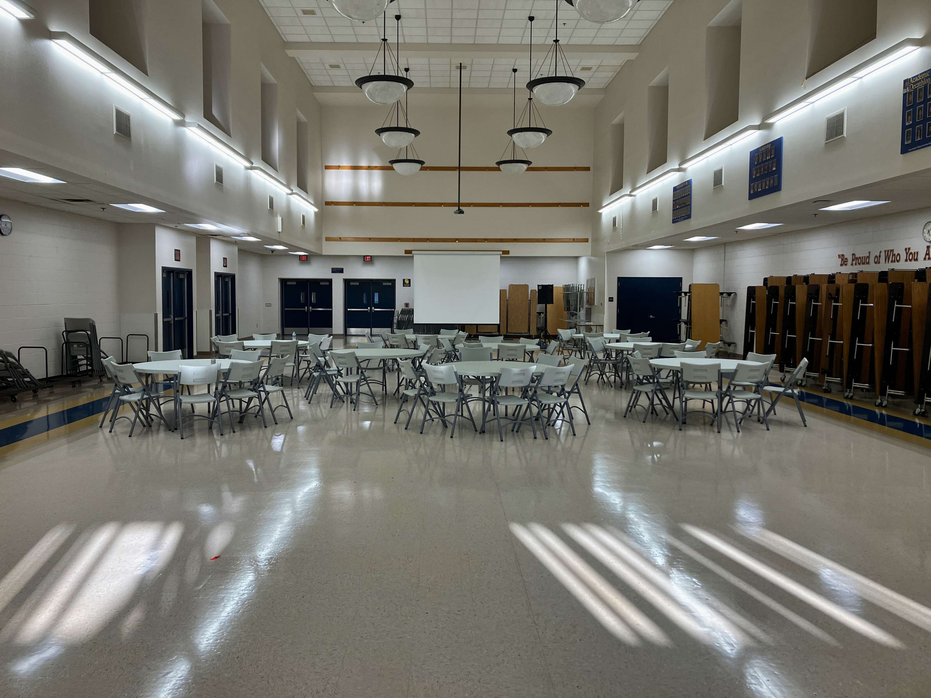 Rent a MPR (Large) in Fresno CA 93727