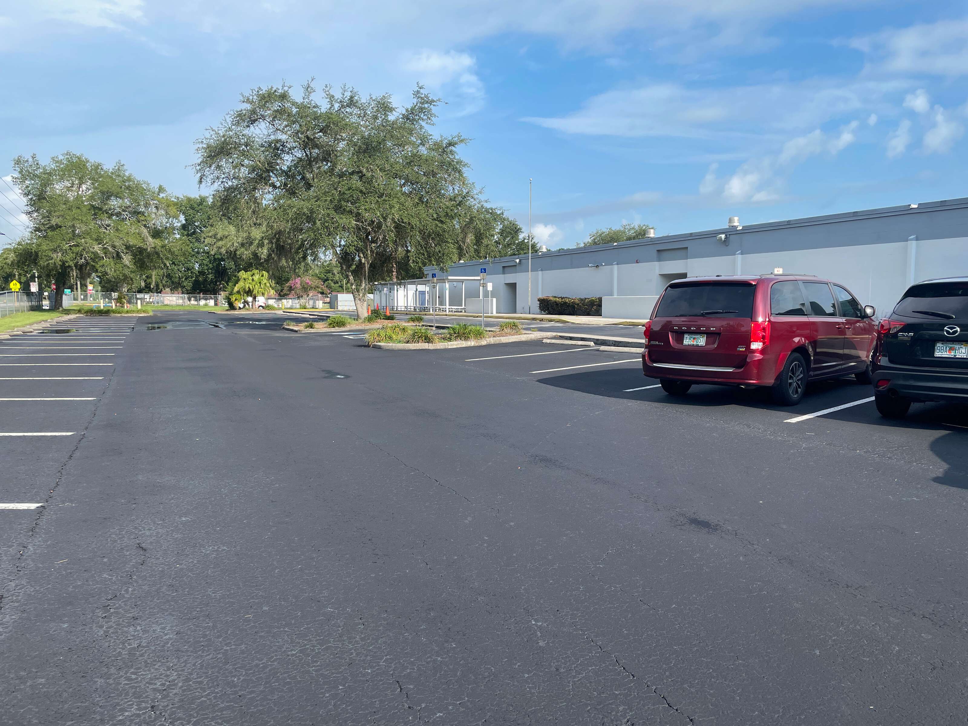 Rent a Parking Lot (Small) in Dade City FL 33525