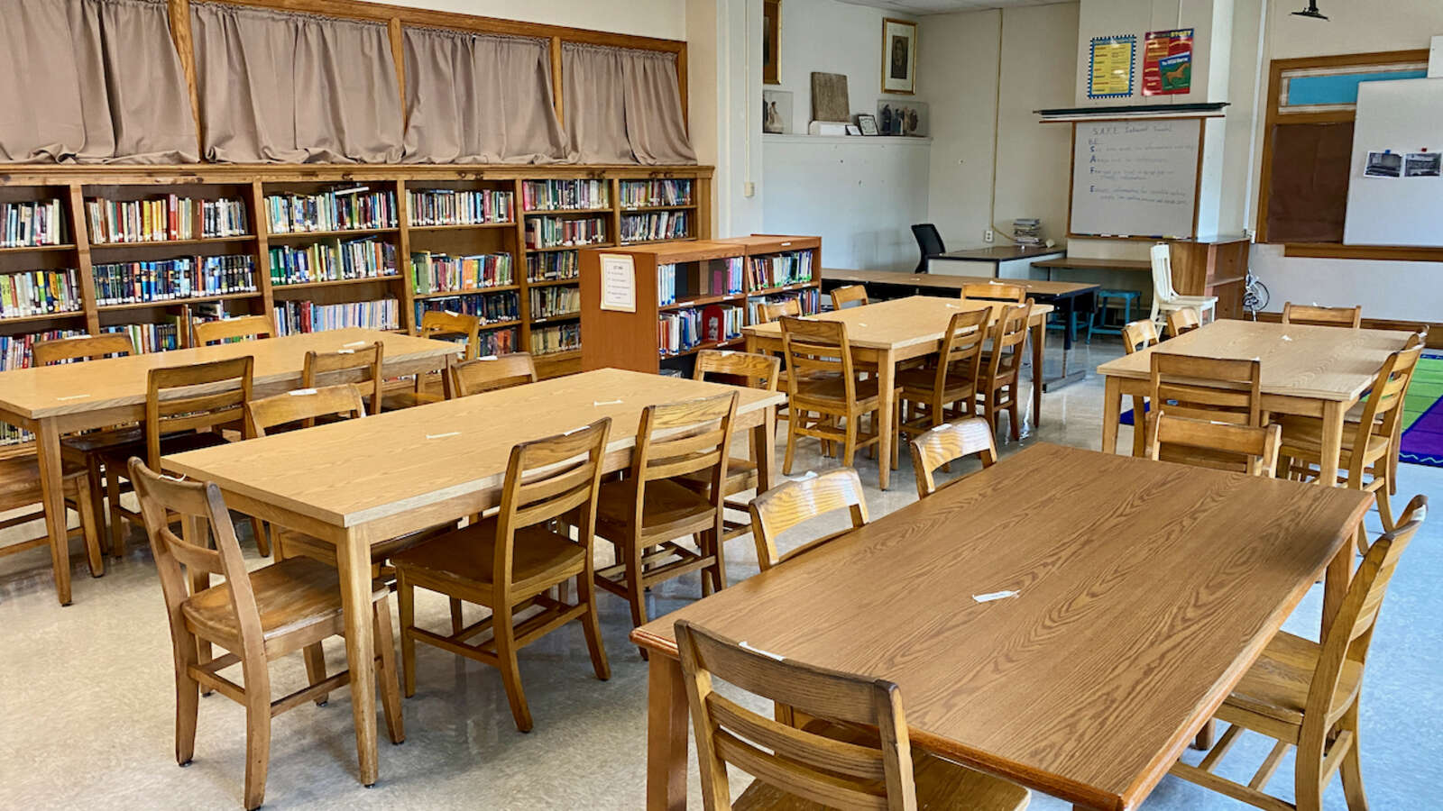 Rent a Library (Small) in Drexel Hill PA 19026