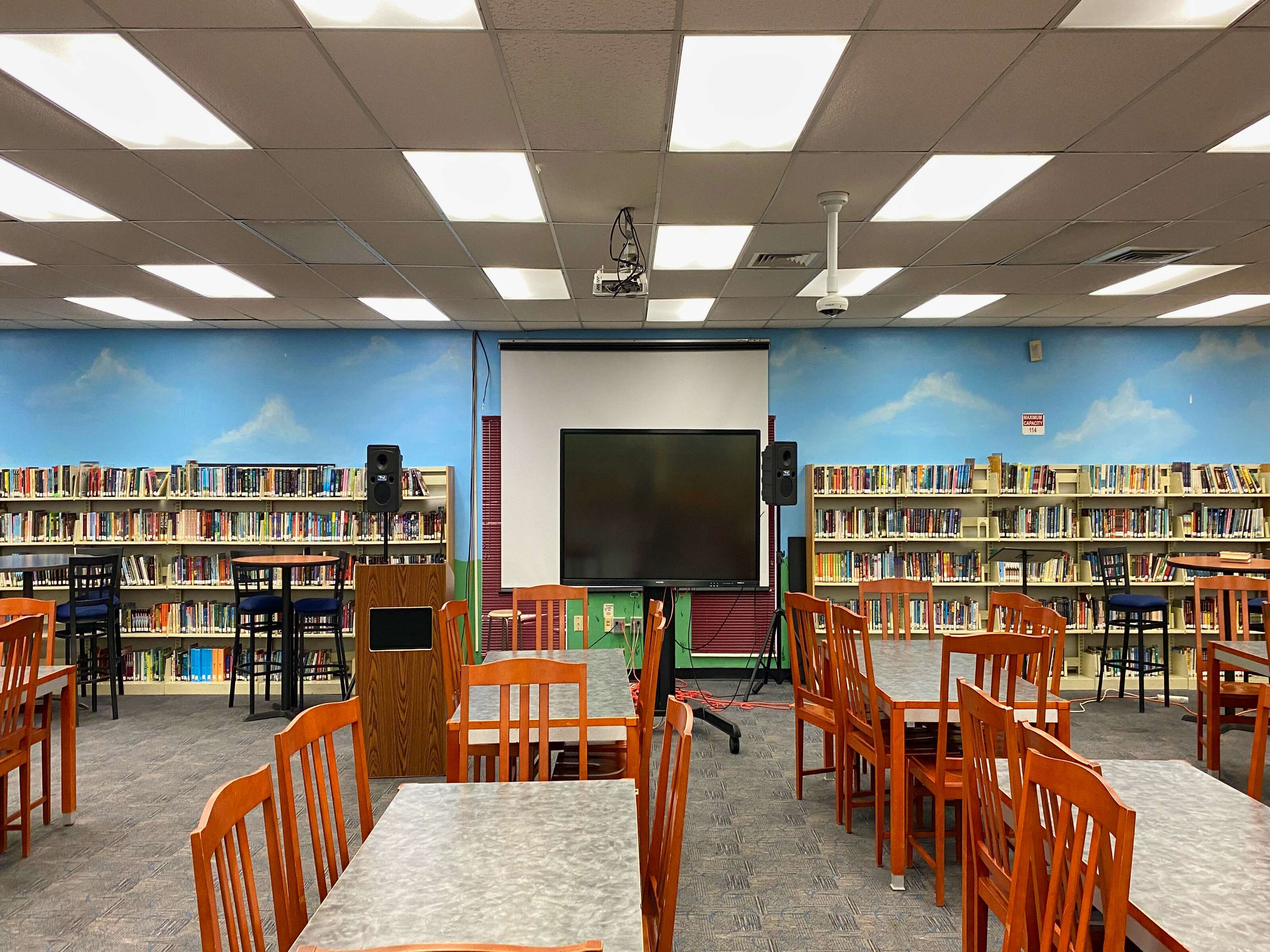 Rent a Library (Medium) in Magnate FL 33063