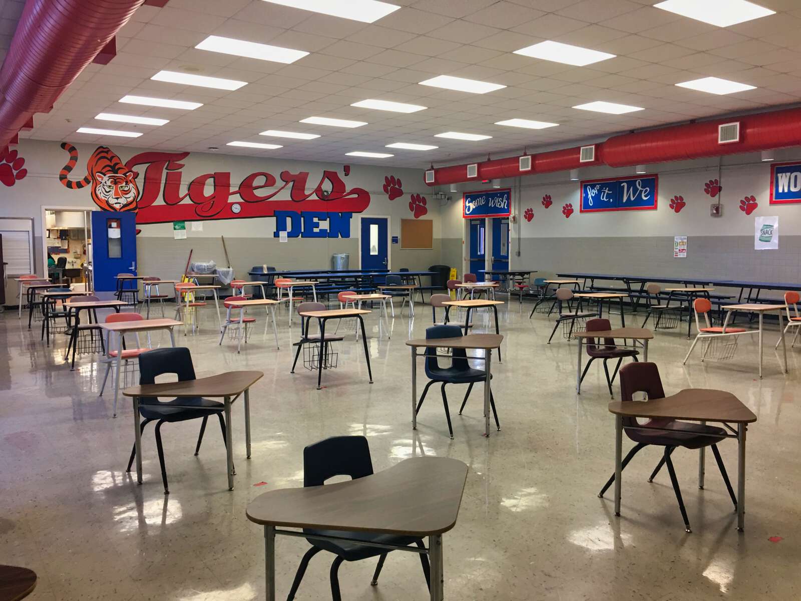Rent a Cafeteria (Small) in Houston TX 77021