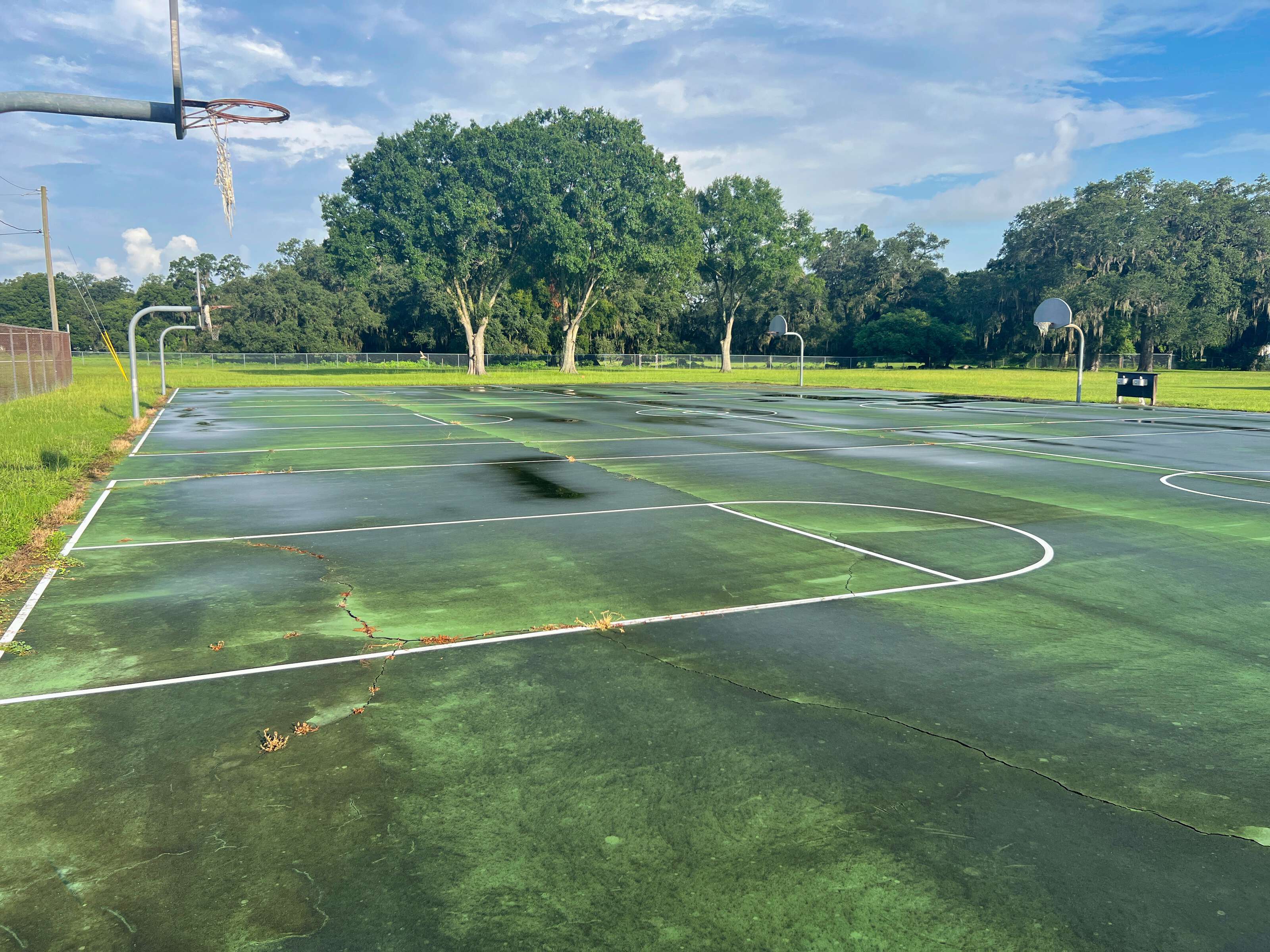 Rent a Basketball Courts (Outdoor) in Zephyrhills FL 33542