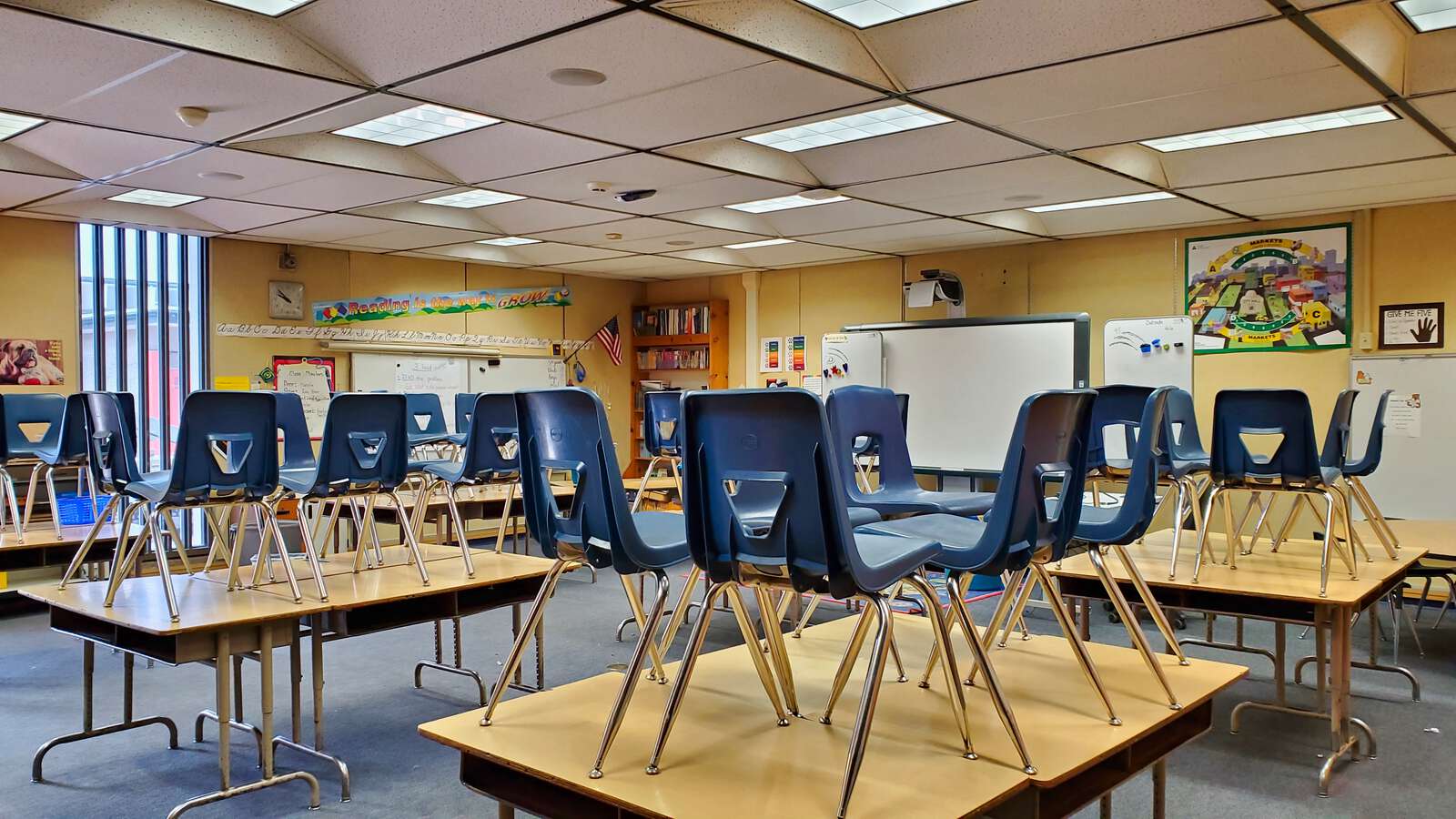Rent a Classroom (Small) in San Diego CA 92122