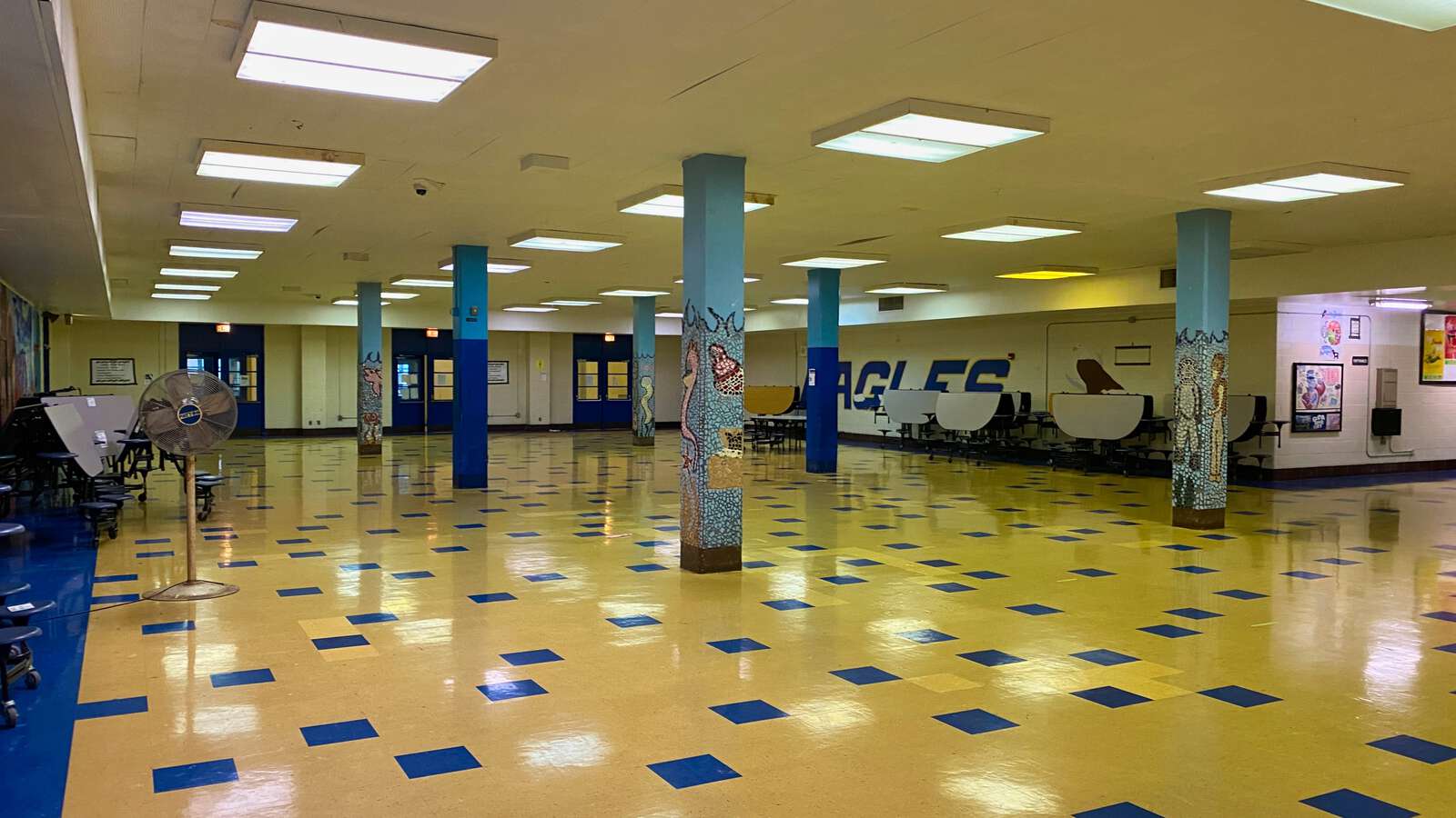 Rent a Cafeteria (Large) in Philadelphia PA 19116