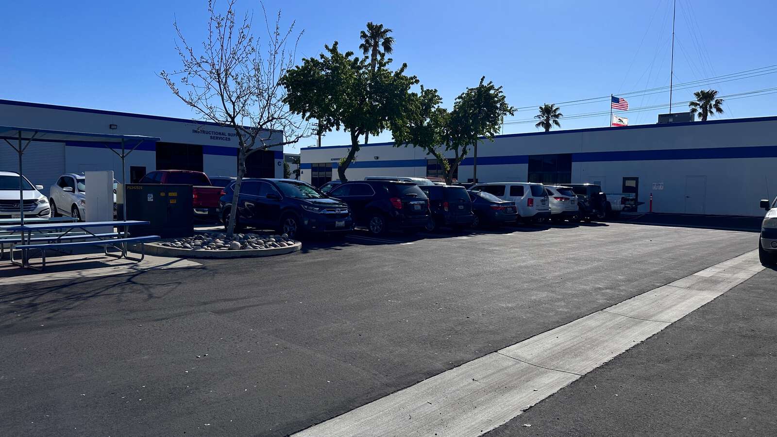 Rent a Parking Lot (Large) in Lake Elsinore CA 92530