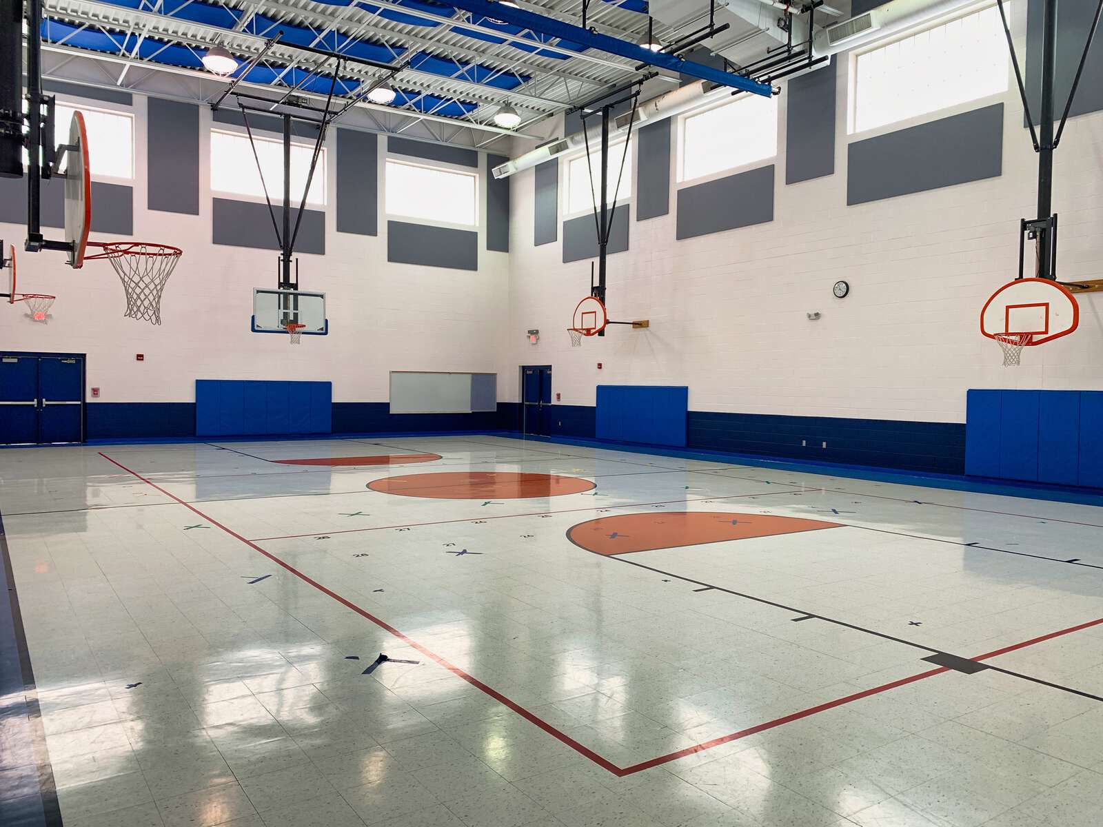 Becky-David Elementary School Redbirds Gym in St. Charles Missouri