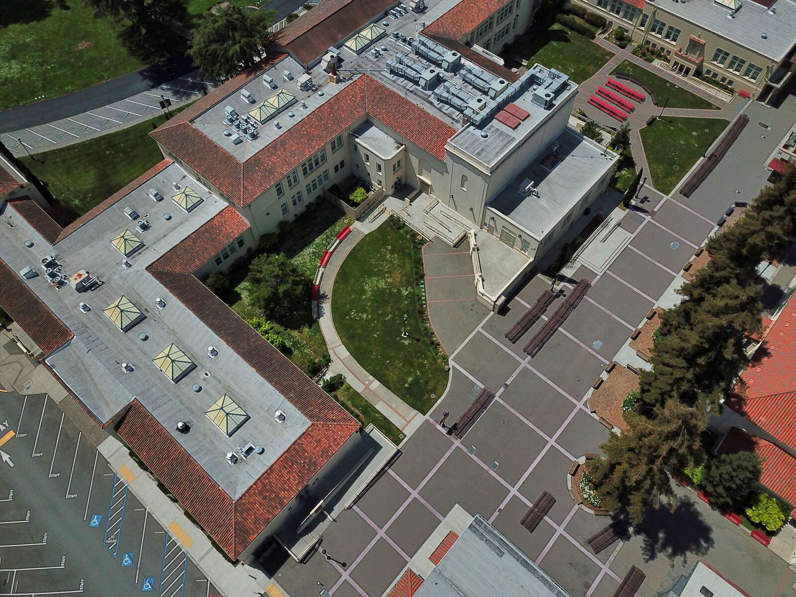 Rent a Outdoor Area in Burlingame CA 94010