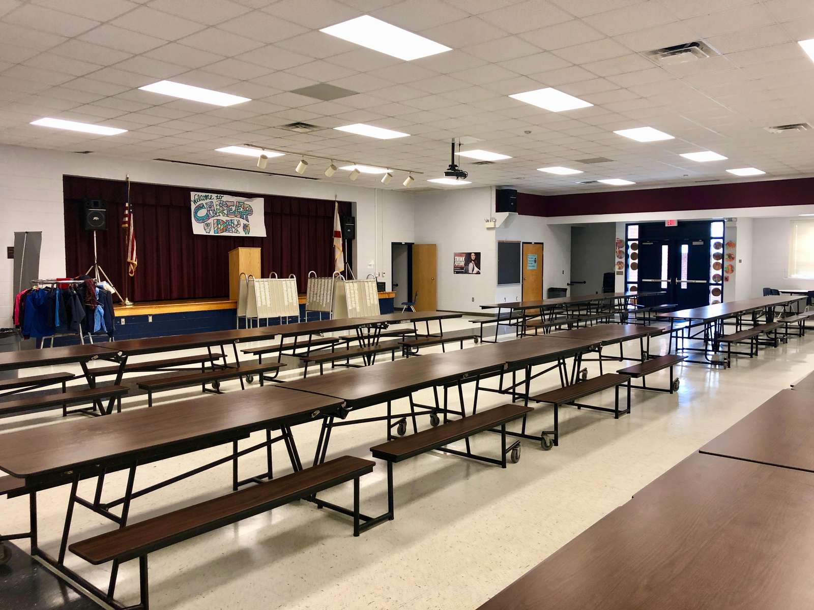 Rent a Cafeteria (Small) in Davenport FL 33837