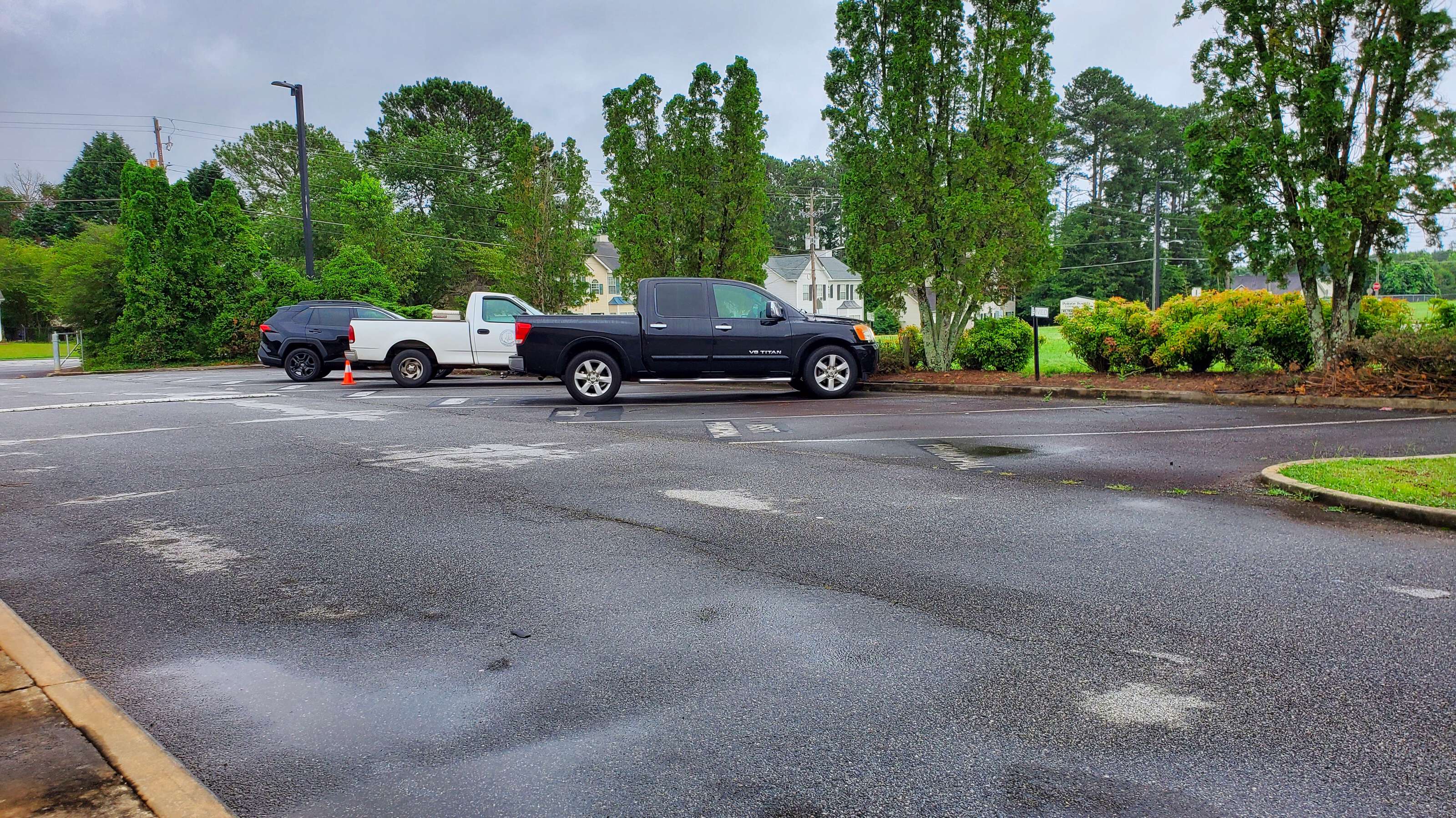 Rent a Parking Lot (Small) in Riverdale GA 30274