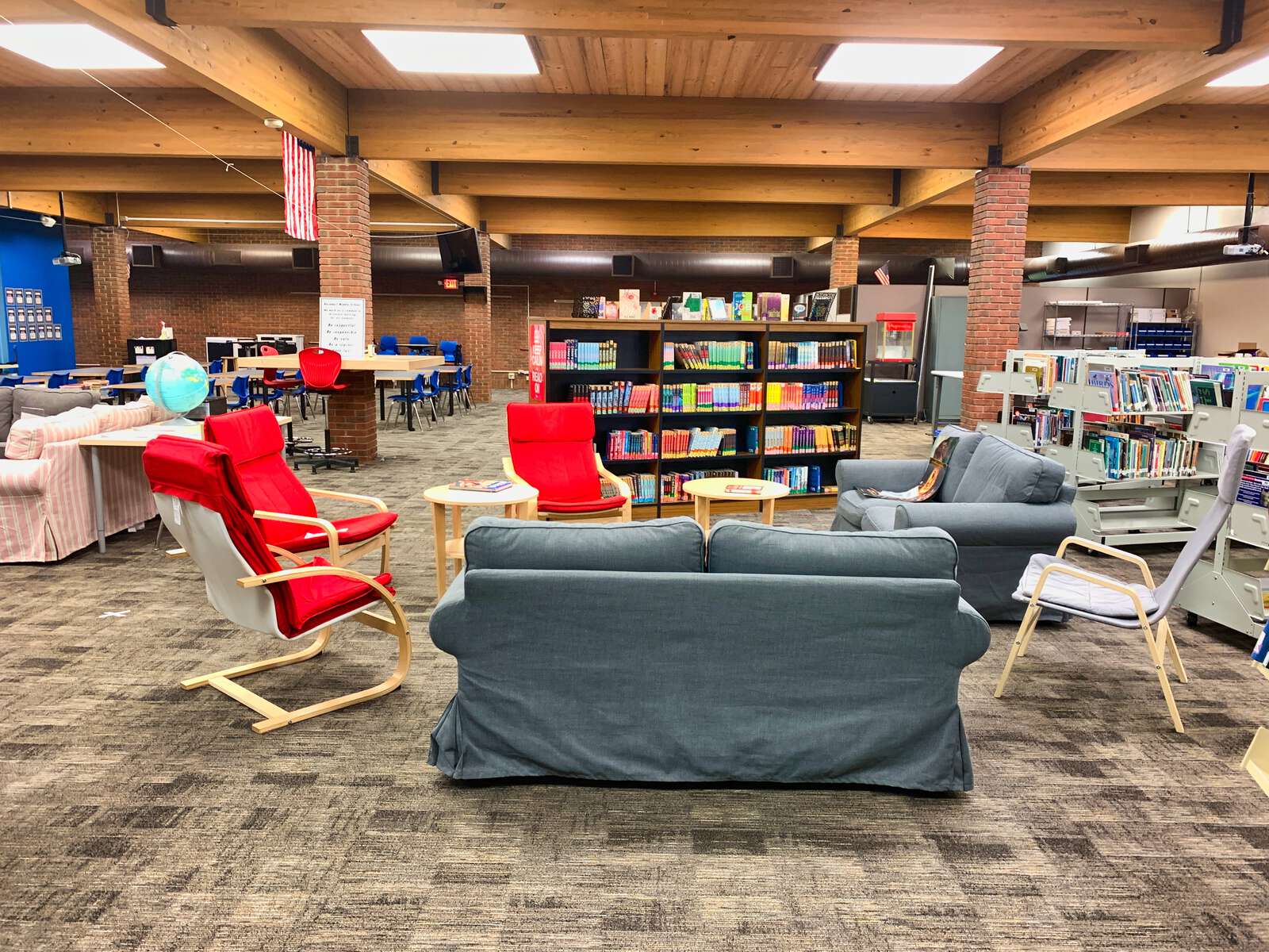 Rent a Library (Medium) in St. Charles MO 63303