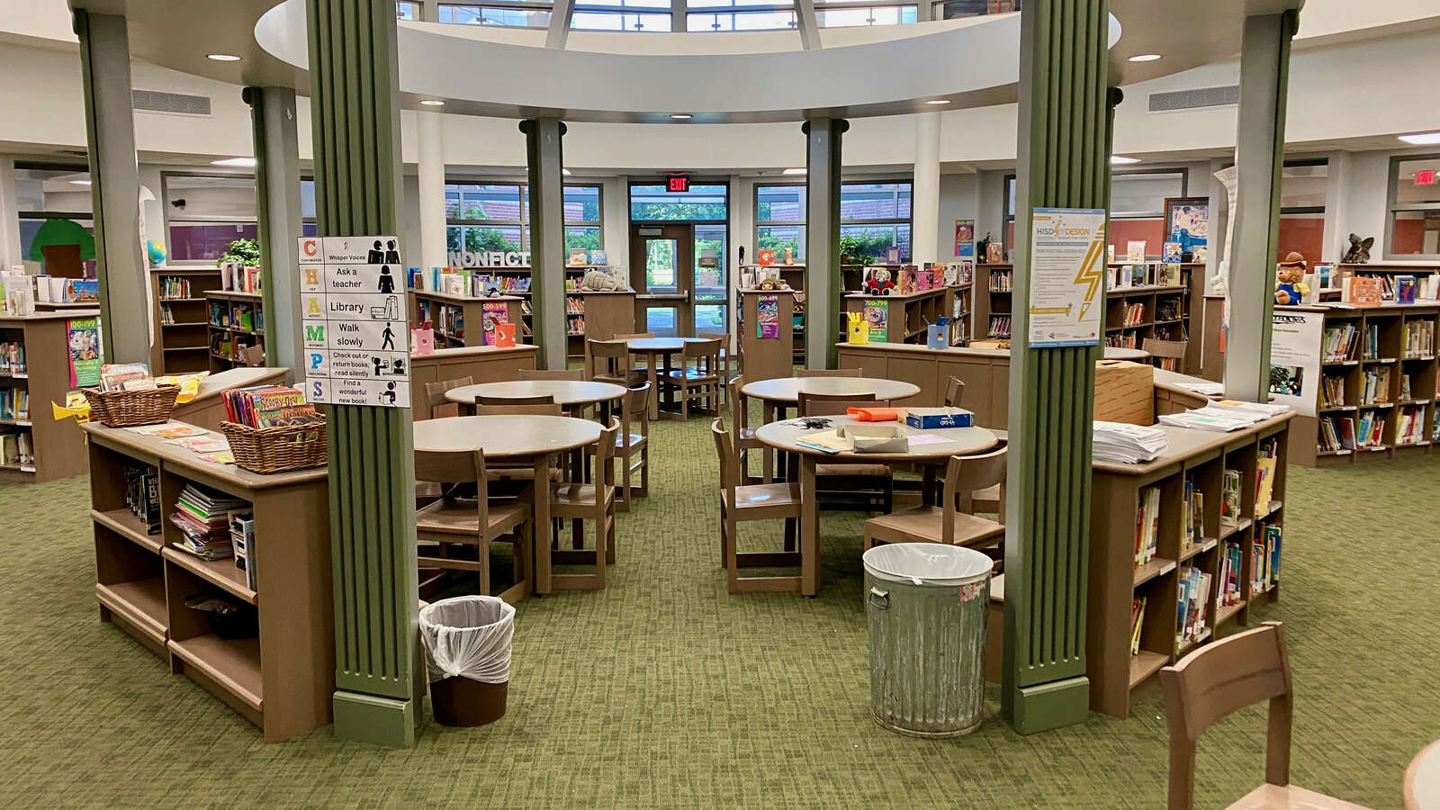 Rent a Library (Small) in Houston TX 77022