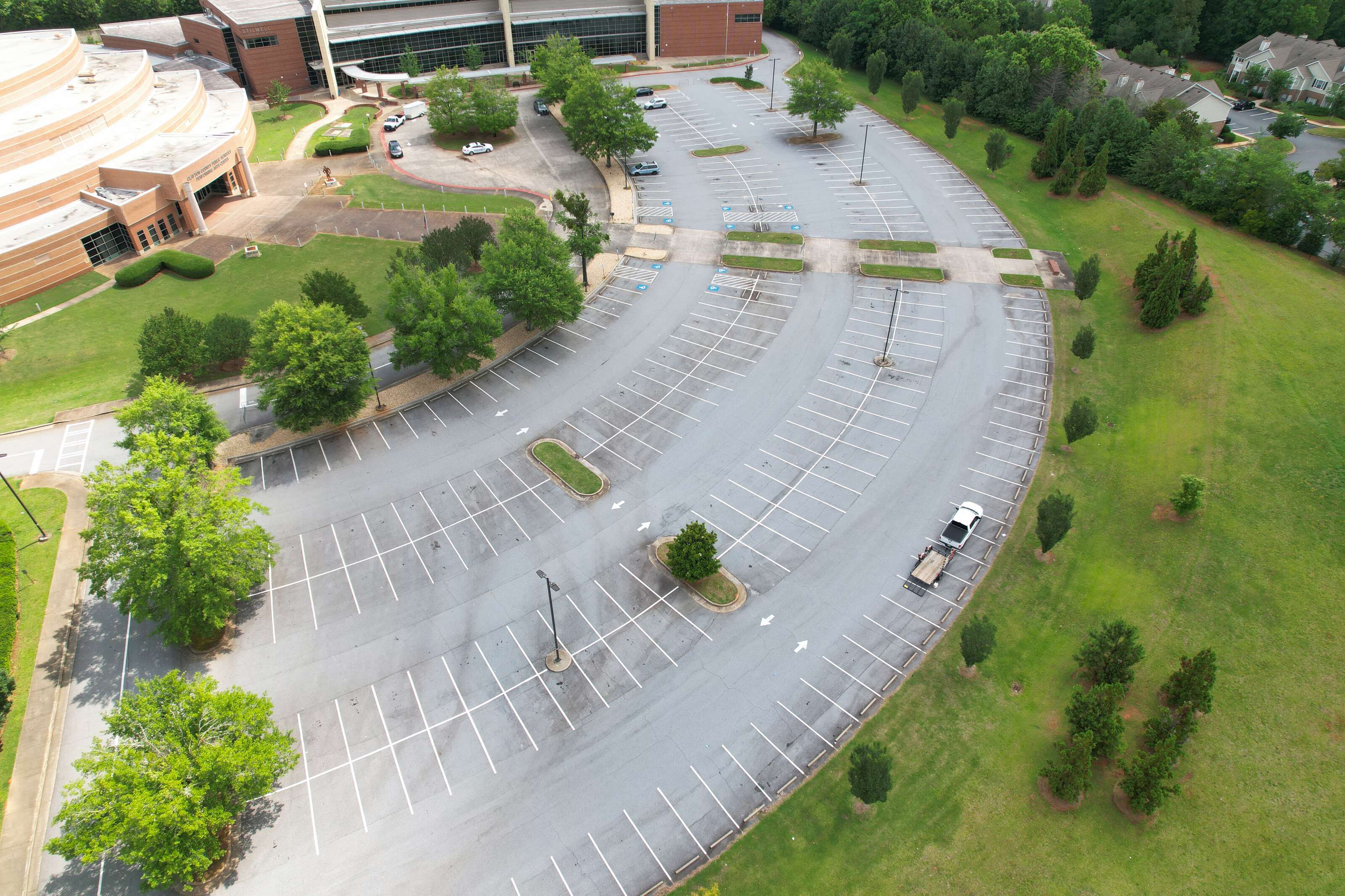 Rent a Parking Lot (Small) in Jonesboro GA 30236