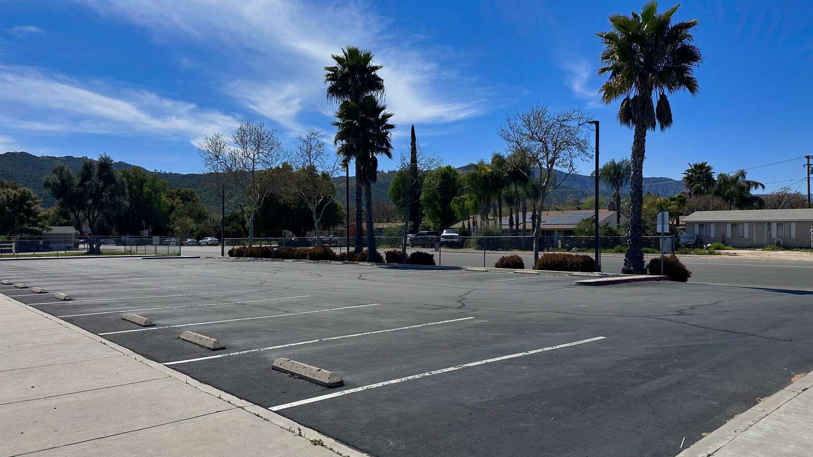 Rent a Parking Lot (Small) in Wildomar CA 92595
