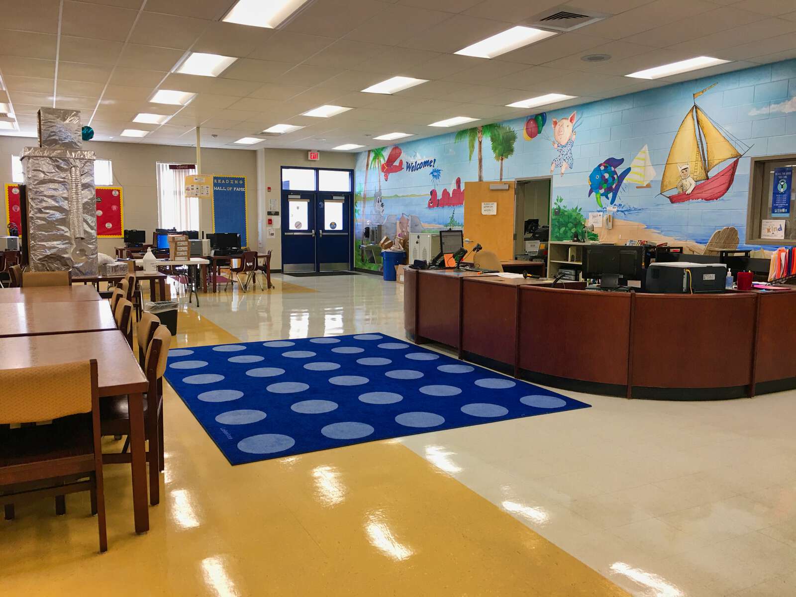 Rent a Library (Small) in Odessa FL 33556