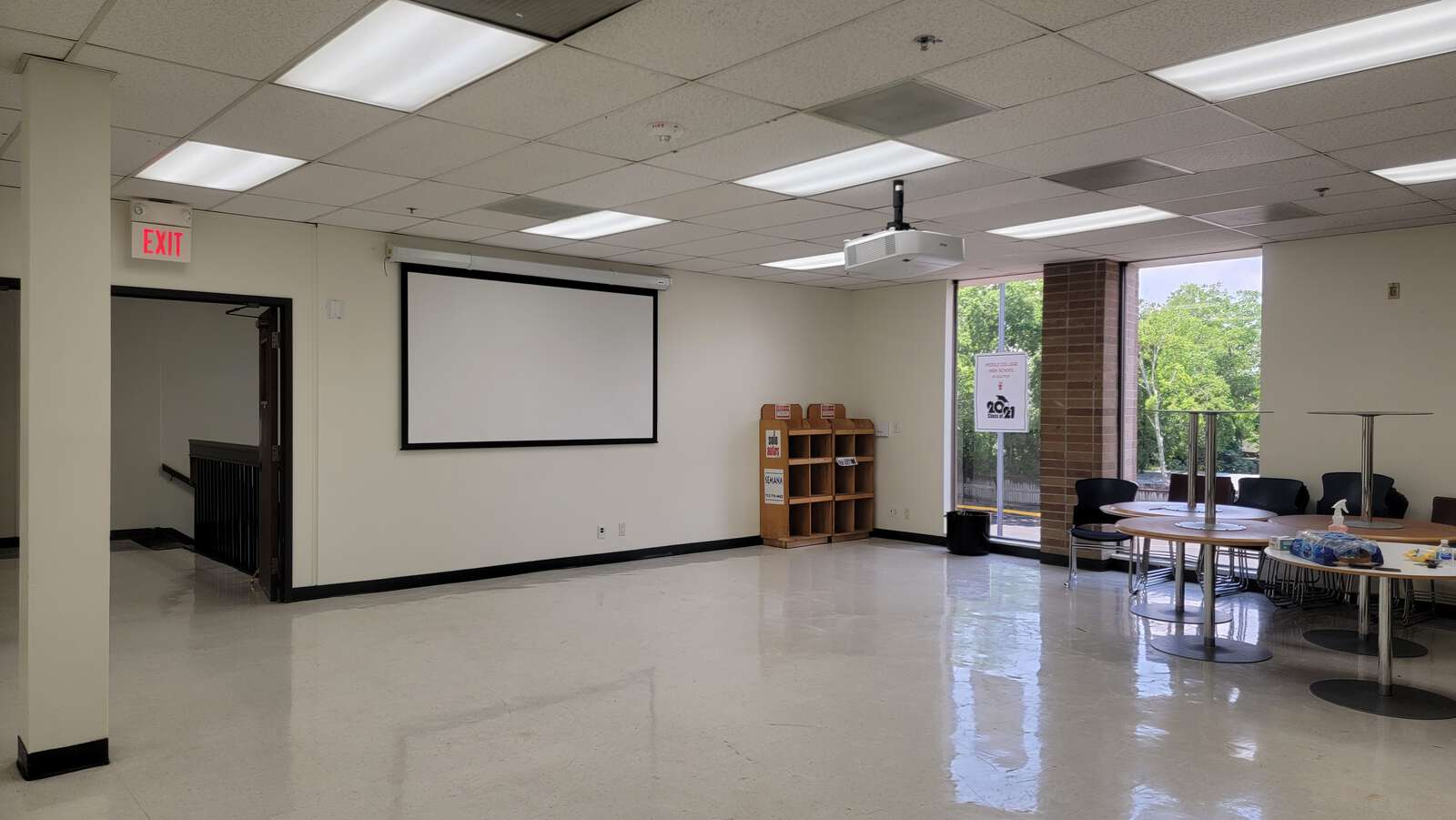 Rent a Cafeteria (Small) in Houston TX 77081
