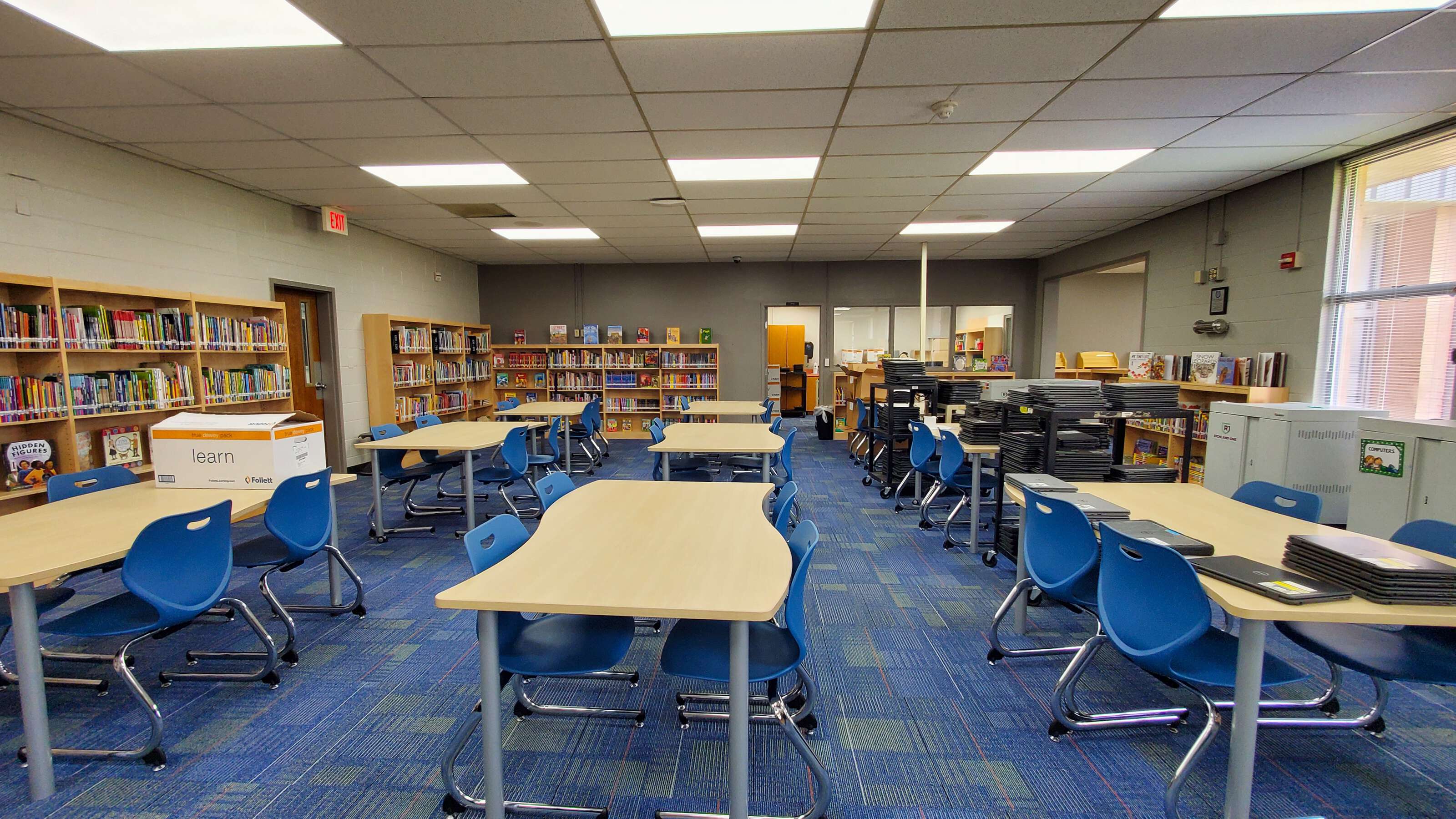 Rent a Library (Small) in Columbia SC 29209