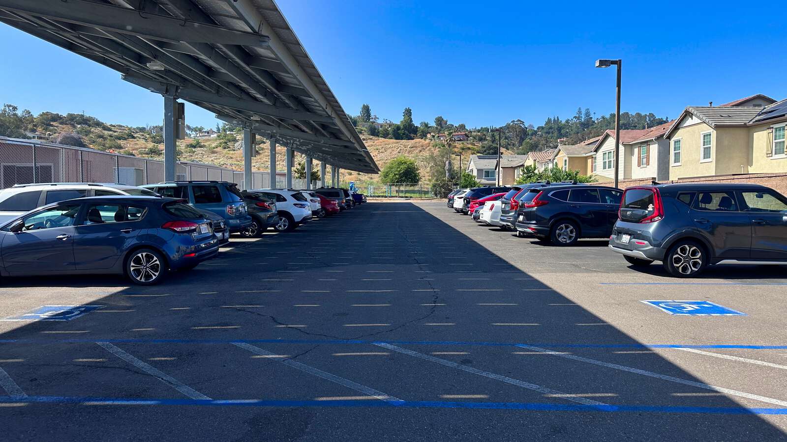 Rent a Parking Lot (Small) in El Cajon CA 92020