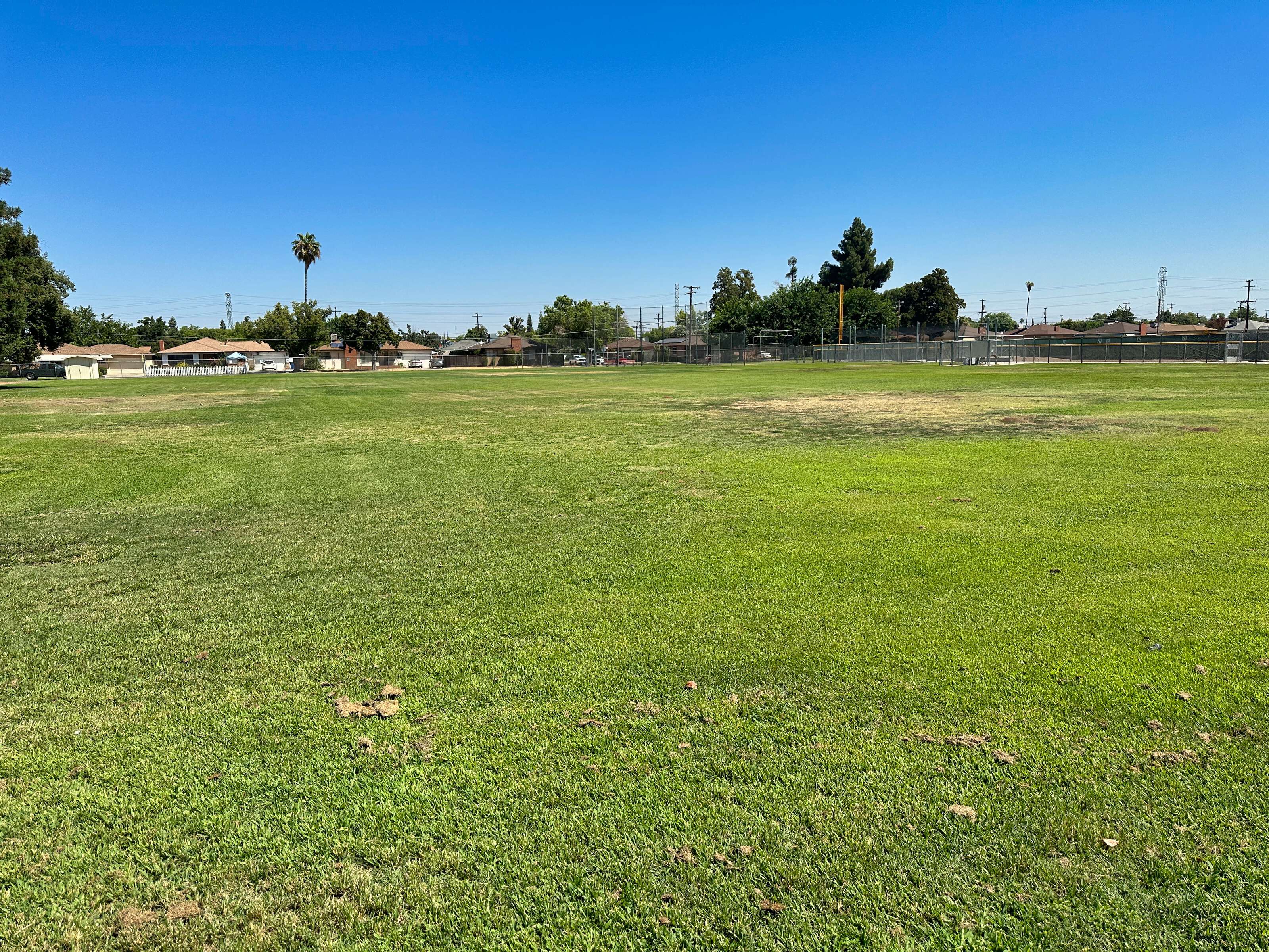 rent-a-field-small-in-fresno-ca-93703