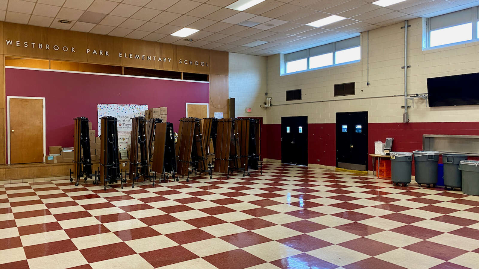 Rent a Cafeteria (Small) in Clifton Heights PA 19018