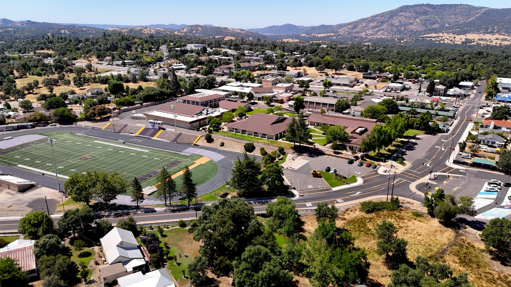 Bret Harte Union High School logo