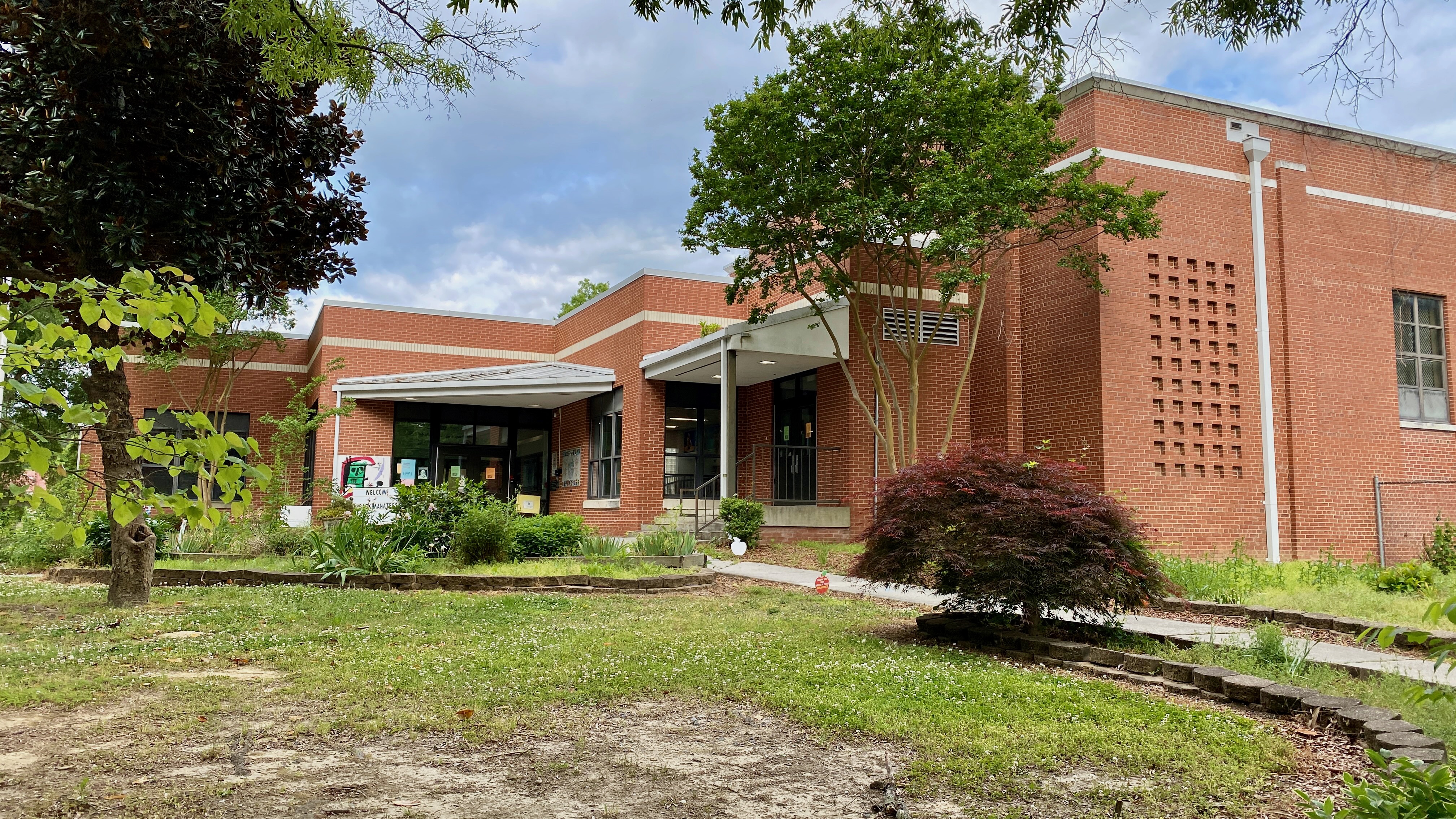 Club Boulevard Magnet Elementary School