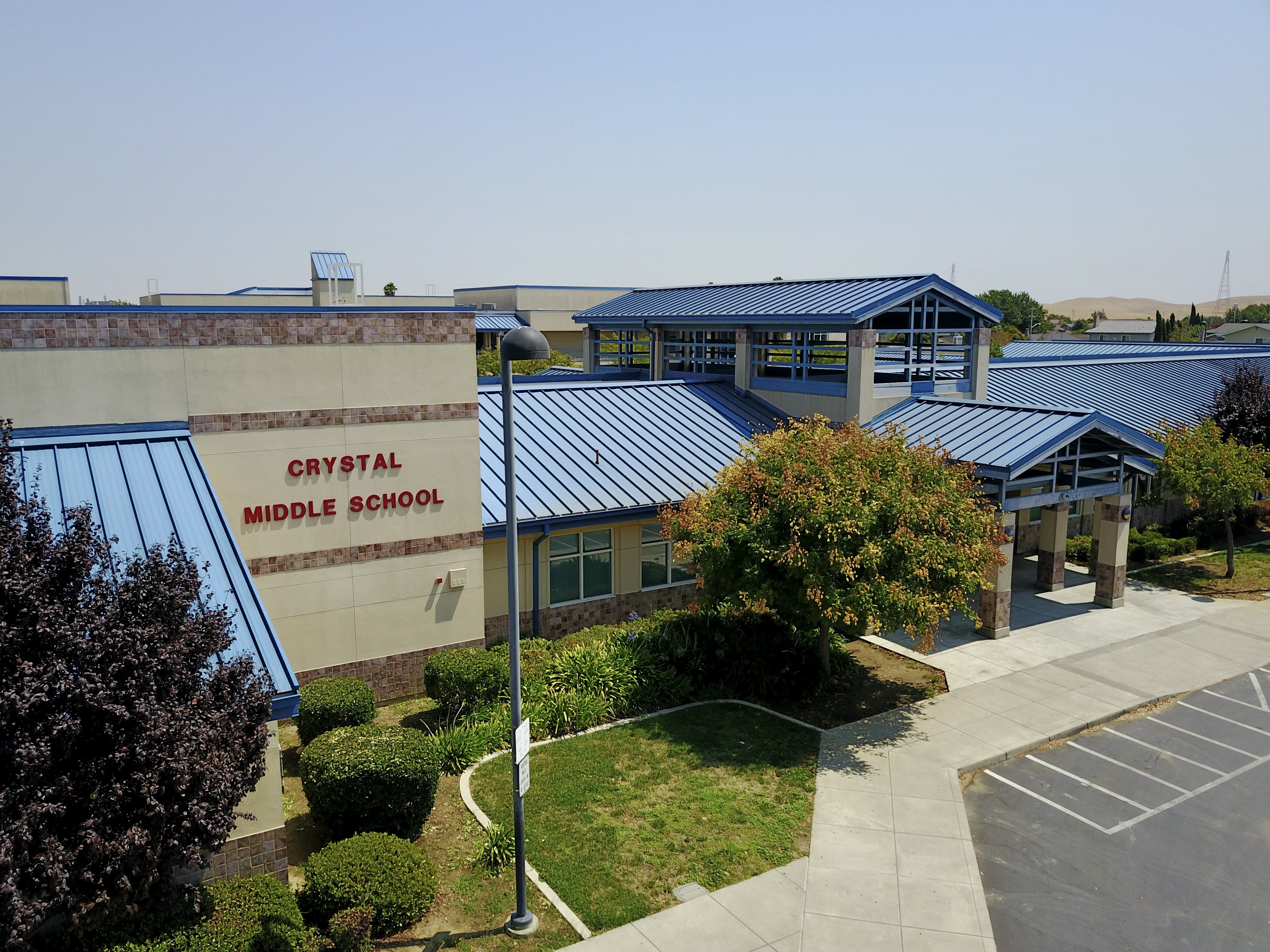 Crystal Middle School logo