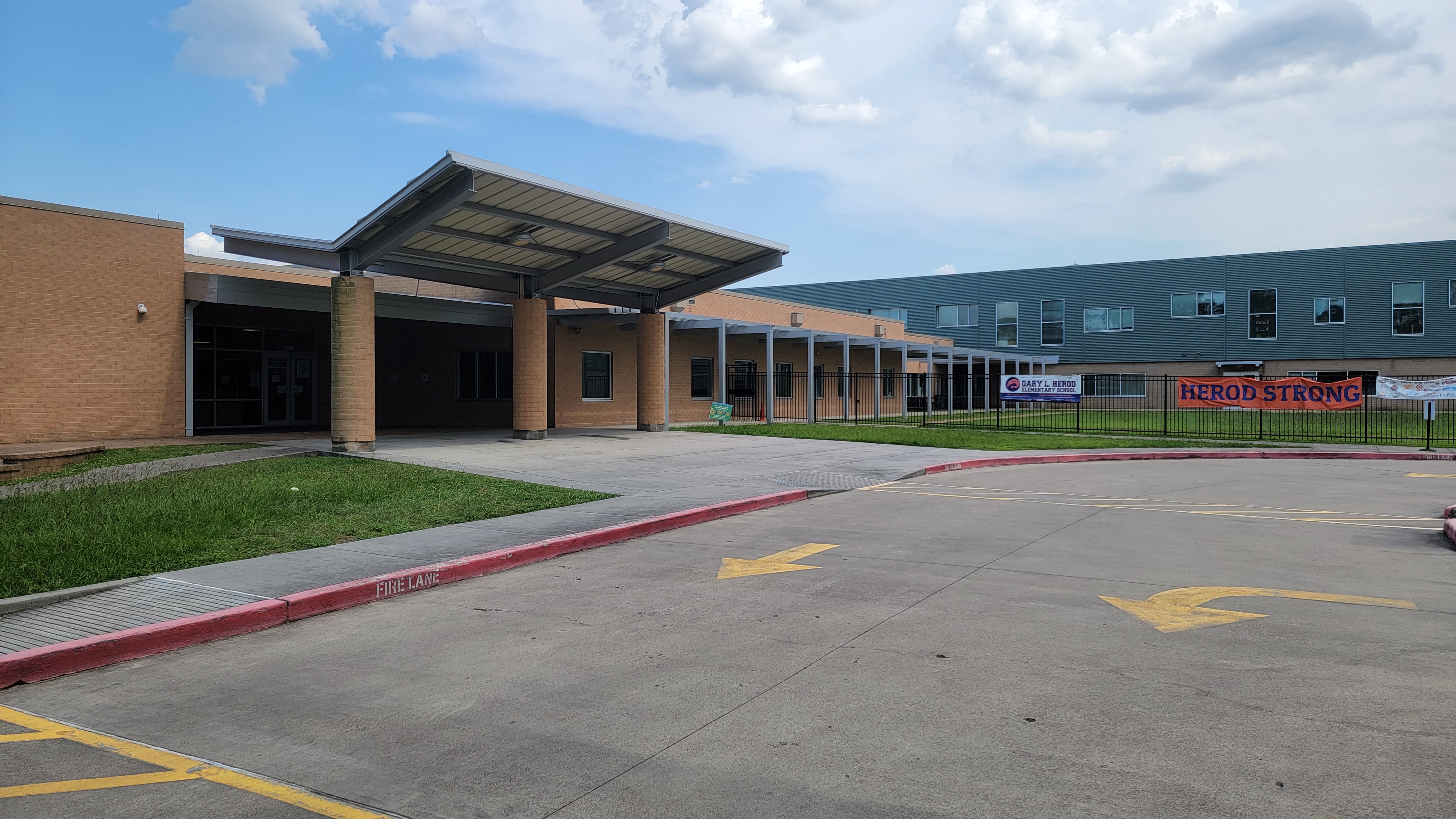 Herod Elementary logo