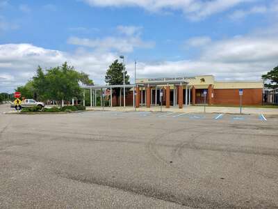 Auburndale Senior High School image