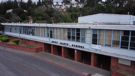 Bret Harte Middle School (HUSD) image