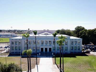 Compton Unified School District in Compton California Slideshow Image 0