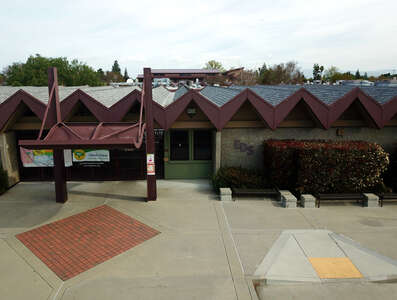 Easterbrook Discovery School image