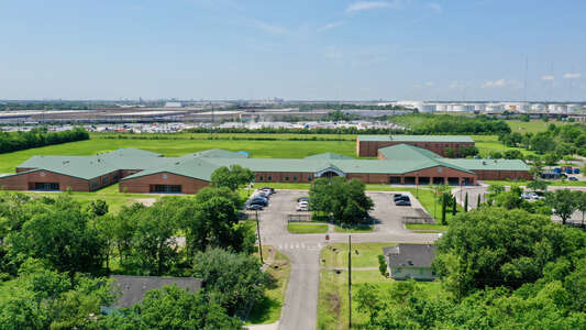 Elmore Elementary School image