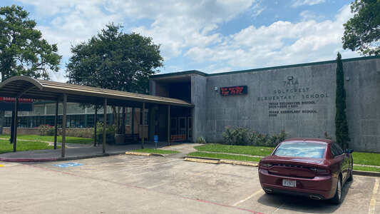 Golfcrest Elementary image