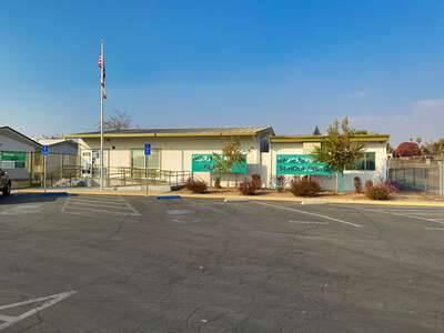 Horace Mann Elementary image