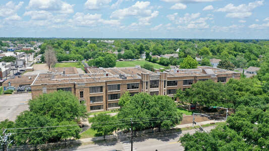 Hamilton Middle School image