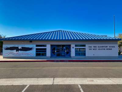 Oak Tree Elementary School image