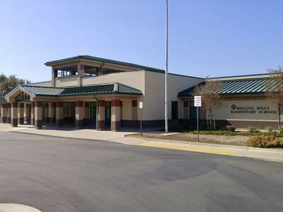 Rolling Hills Elementary School (FUSD) image