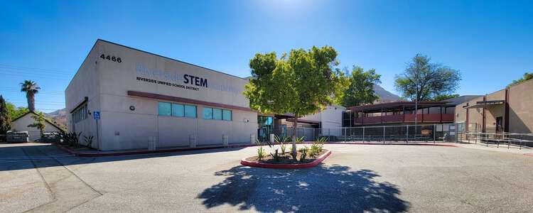 Riverside Unified School District in Riverside California Slideshow Image 3
