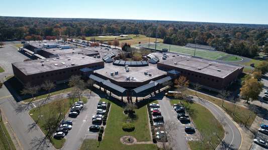 Tallwood High School image