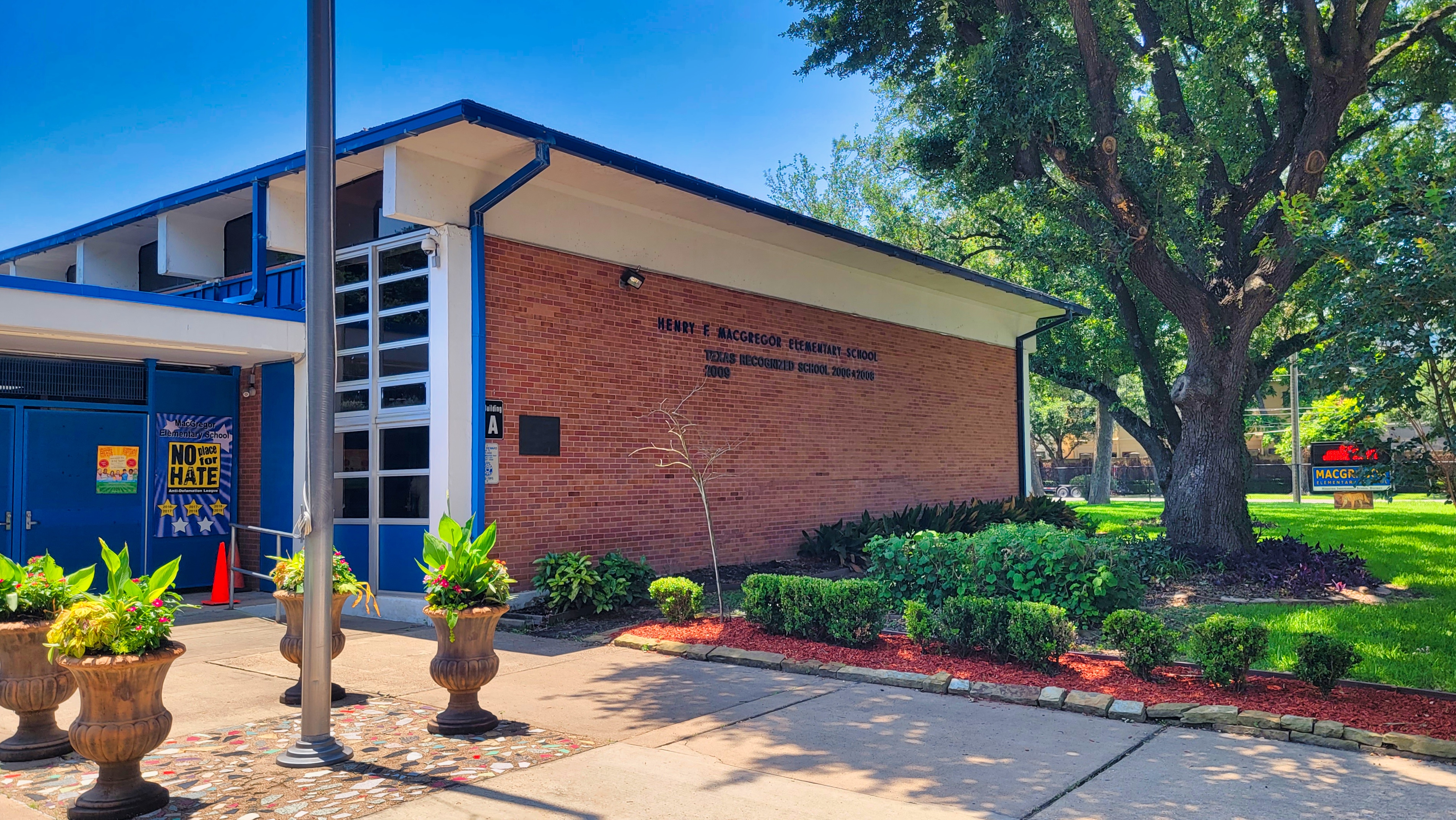 MacGregor Elementary