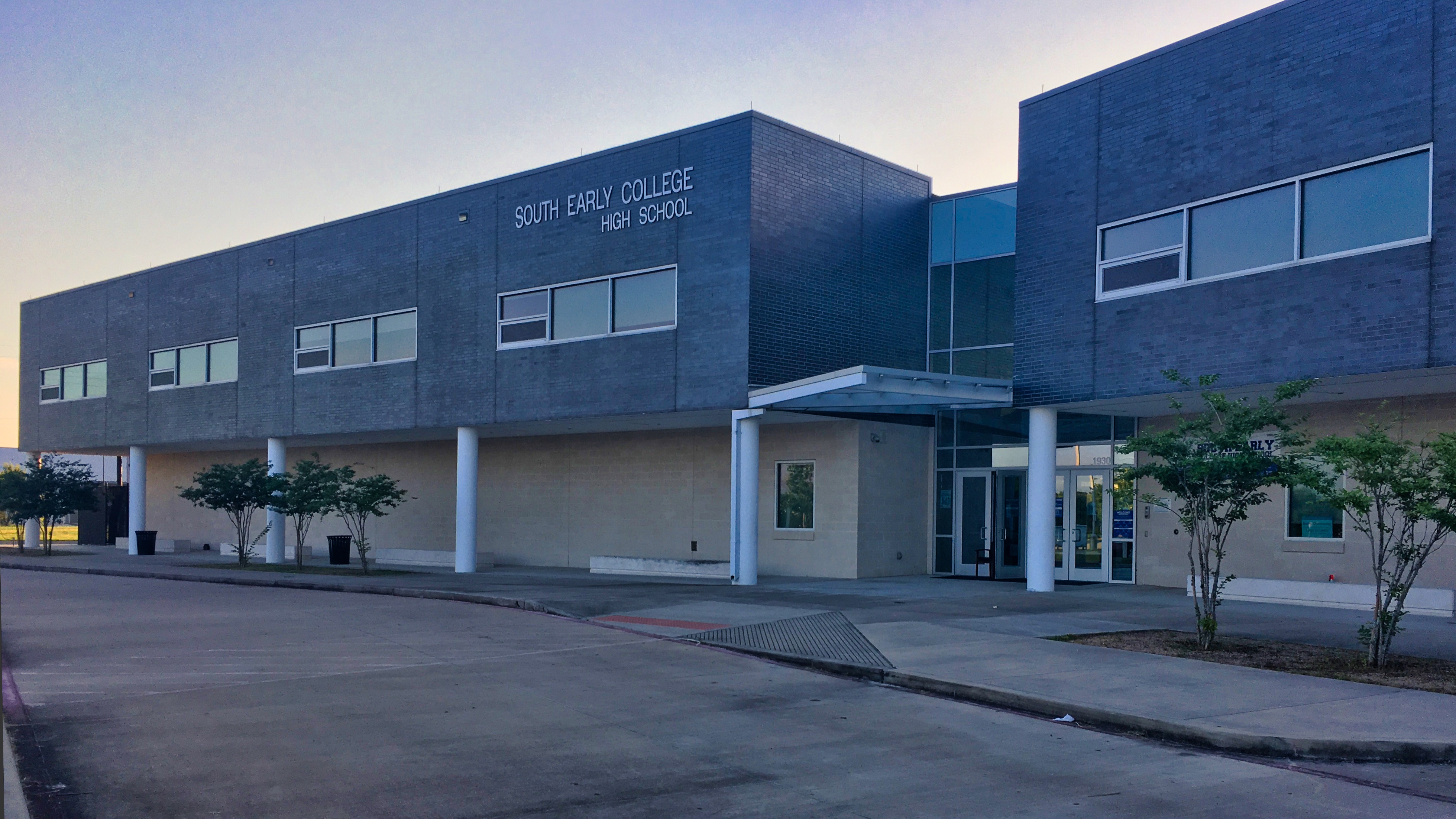 South Early College HS