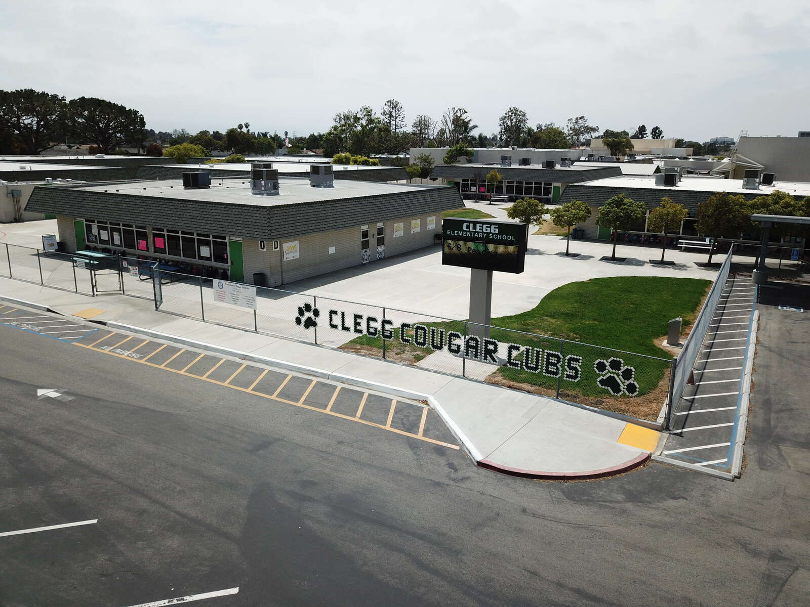 Ada Clegg Elementary School in Huntington Beach California Hero Image