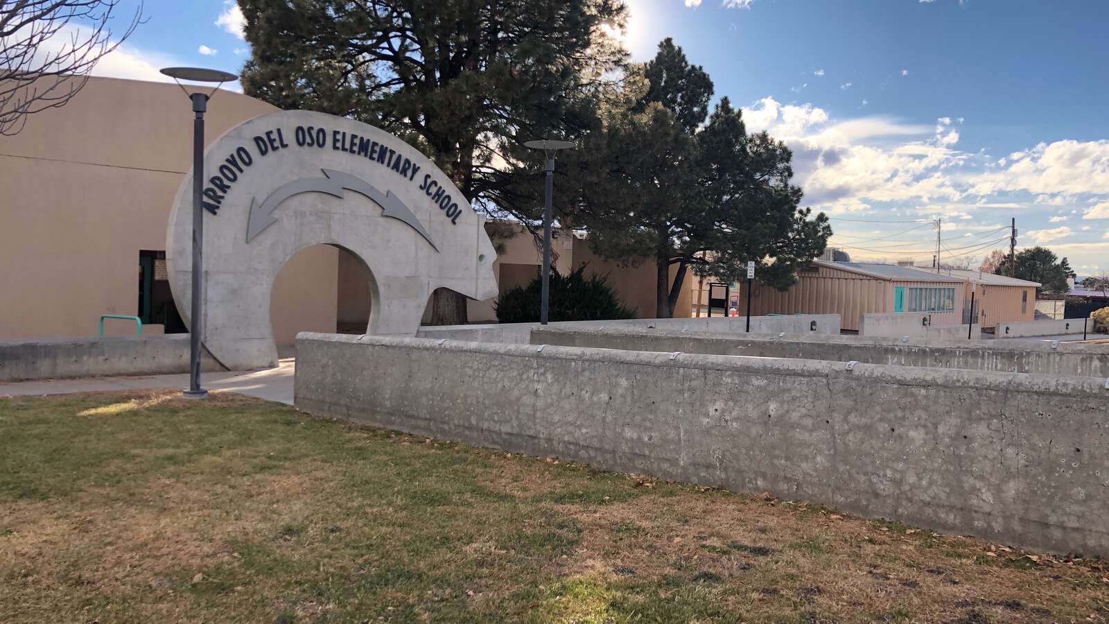 Arroyo Del Oso Elementary School in Albuquerque New Mexico Hero Image