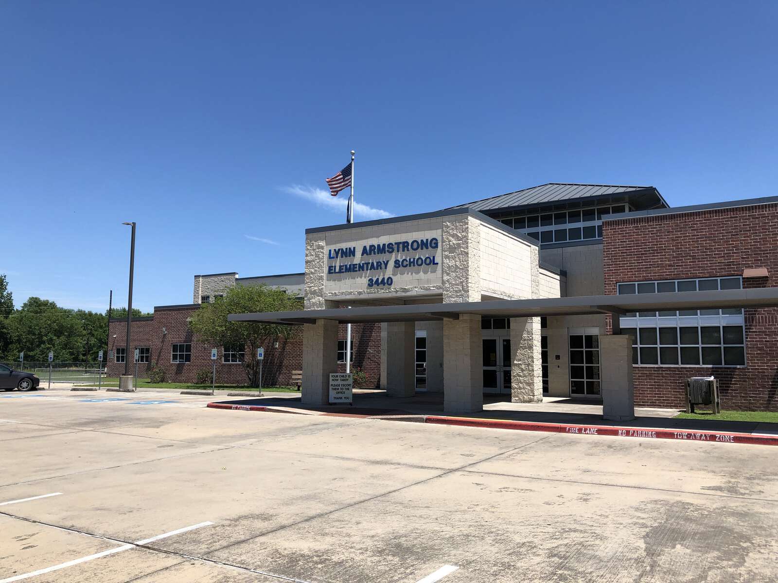 Armstrong Elementary School in Missouri City Texas Hero Image