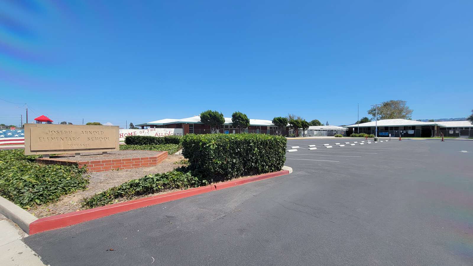Arnold Elementary School in Torrance California Hero Image