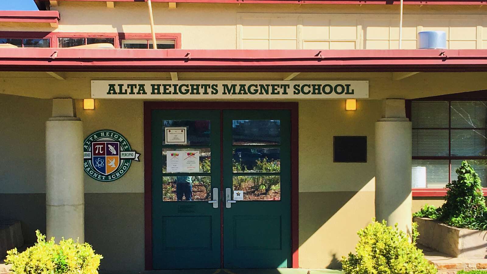 Alta Heights Magnet Elementary School in Napa California Hero Image