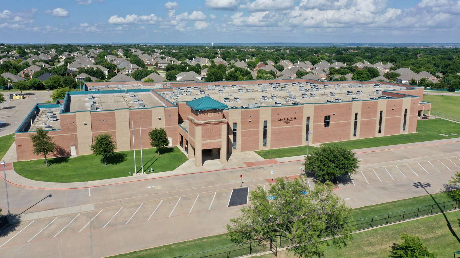 Asa Low Jr. Intermediate School in Mansfield Texas Hero Image