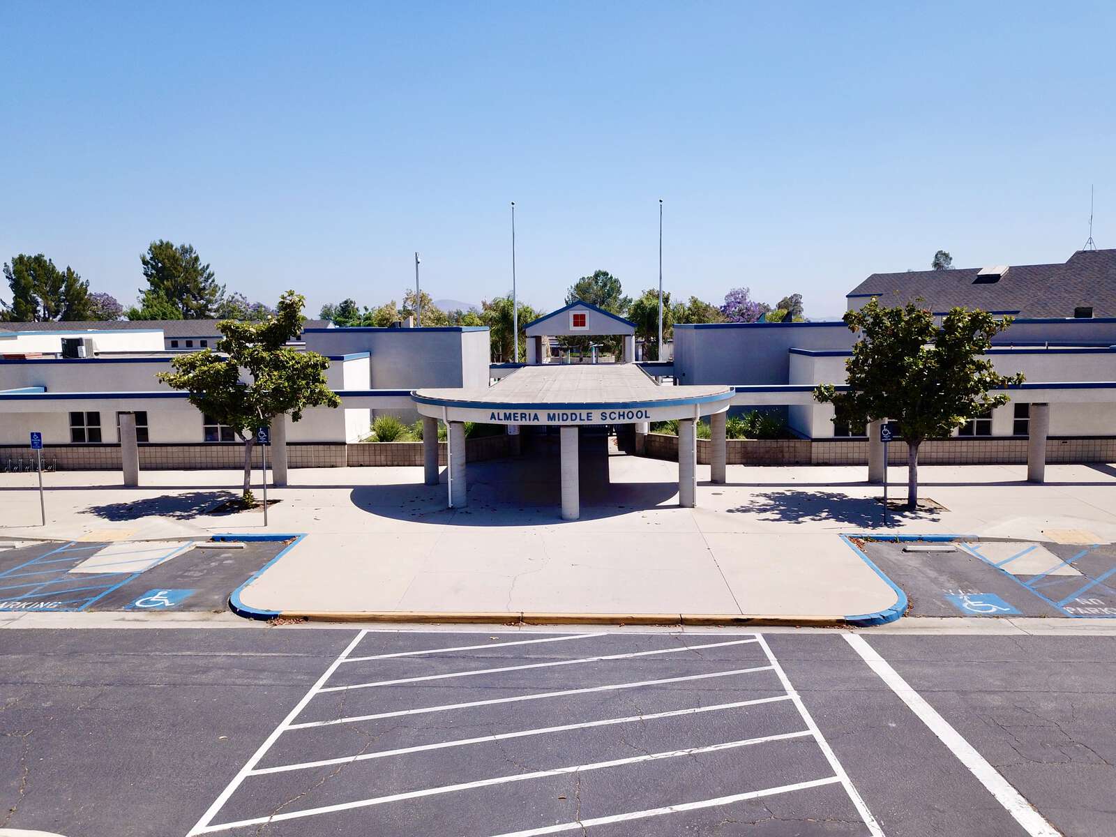 Almeria Middle School in Fontana California Hero Image